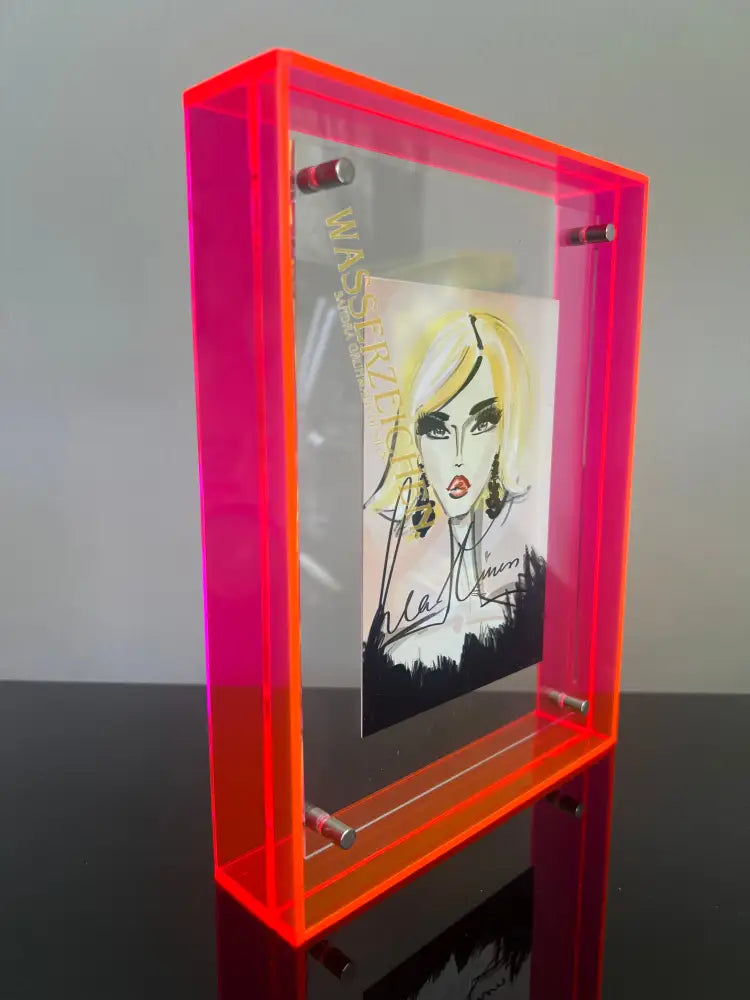 Acryl-Rahmen in leuchtender Farbe