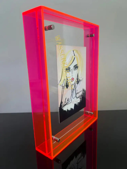 Acryl-Rahmen in leuchtender Farbe